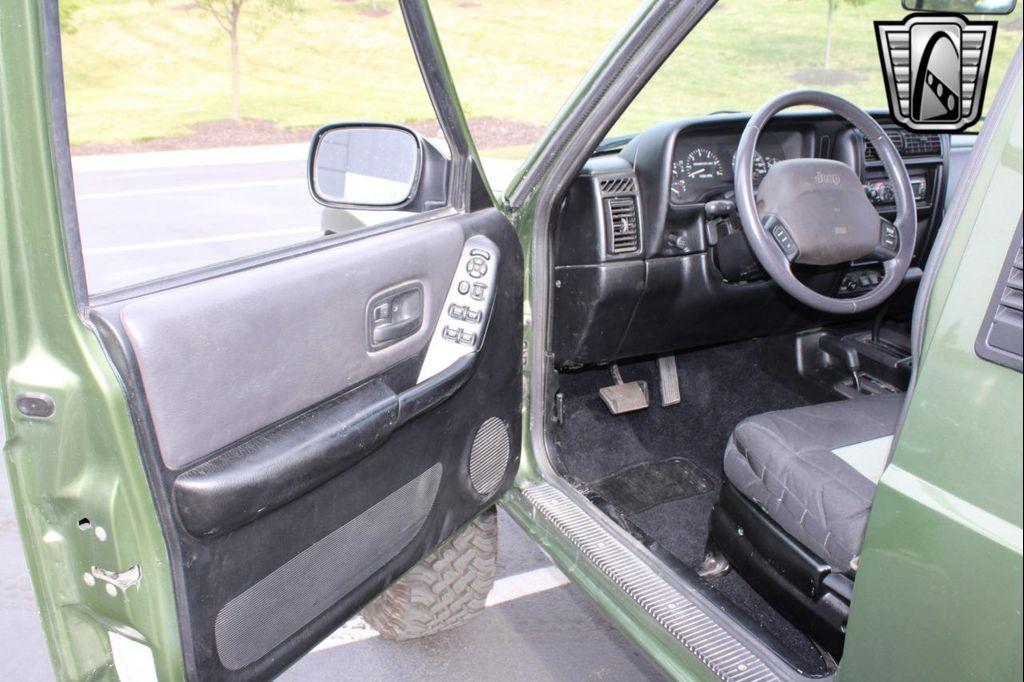 used 1990 Jeep Comanche car, priced at $38,000