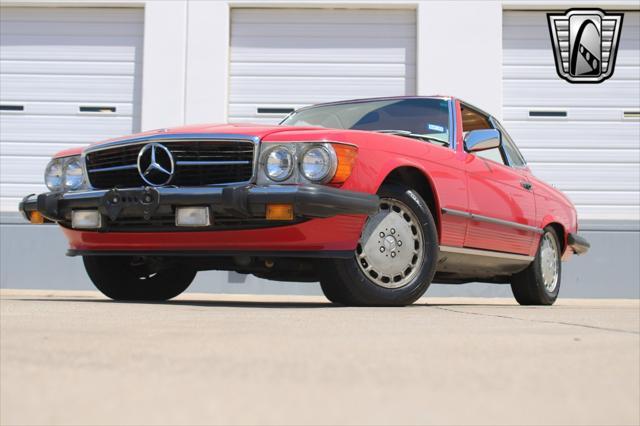 used 1986 Mercedes-Benz 560SL car, priced at $25,000