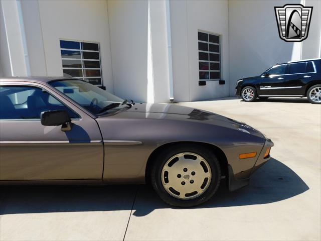 used 1984 Porsche 928 car, priced at $44,000