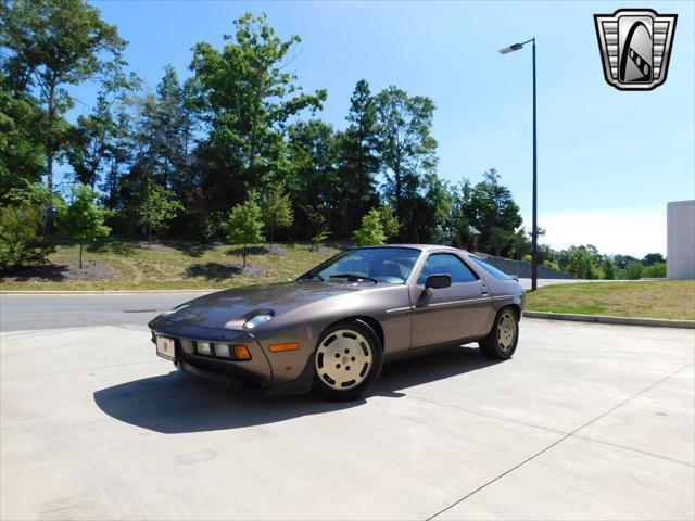 used 1984 Porsche 928 car, priced at $44,000