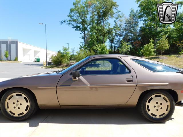 used 1984 Porsche 928 car, priced at $44,000