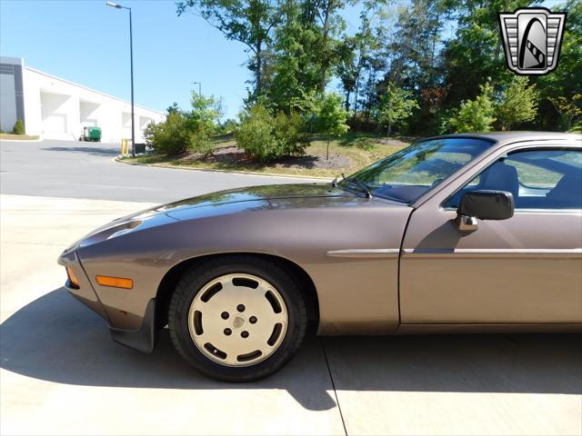 used 1984 Porsche 928 car, priced at $44,000