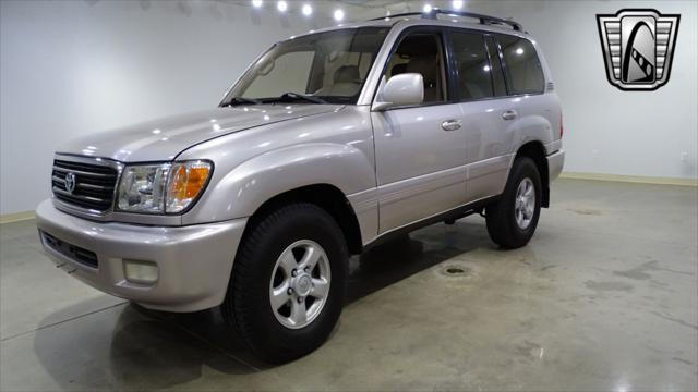 used 2000 Toyota Land Cruiser car, priced at $31,000