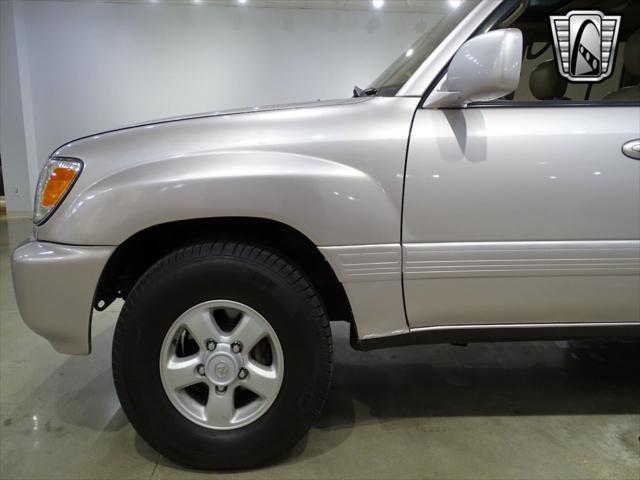 used 2000 Toyota Land Cruiser car, priced at $31,000