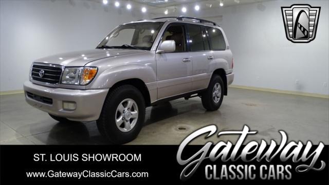 used 2000 Toyota Land Cruiser car, priced at $31,000