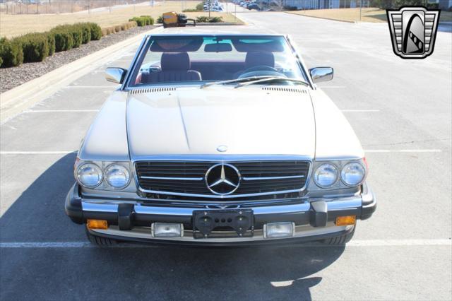 used 1989 Mercedes-Benz 560SL car, priced at $59,000
