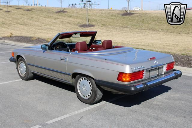 used 1989 Mercedes-Benz 560SL car, priced at $59,000