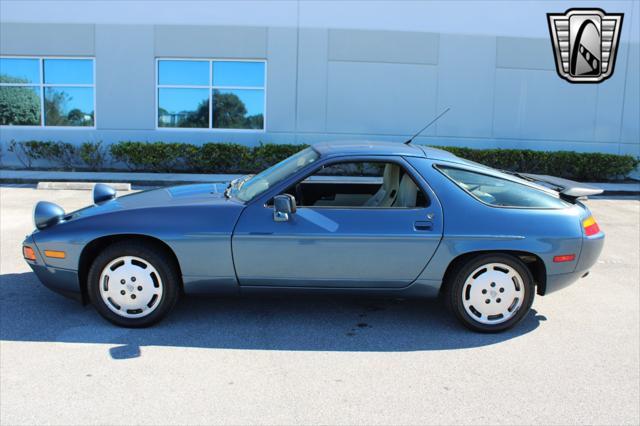 used 1989 Porsche 928 car, priced at $33,000