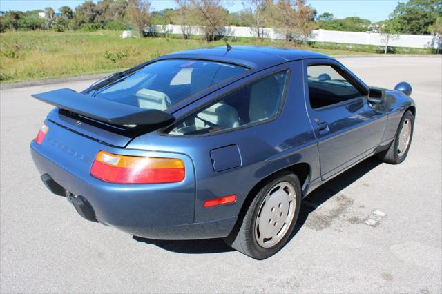 used 1989 Porsche 928 car, priced at $33,000