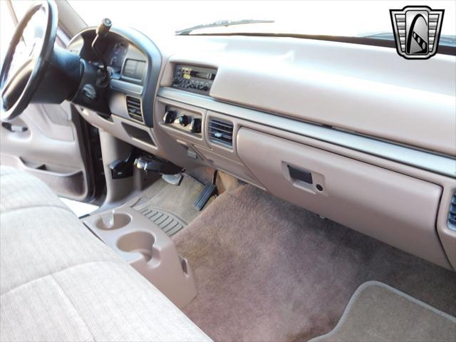 used 1993 Ford F-150 car, priced at $25,000