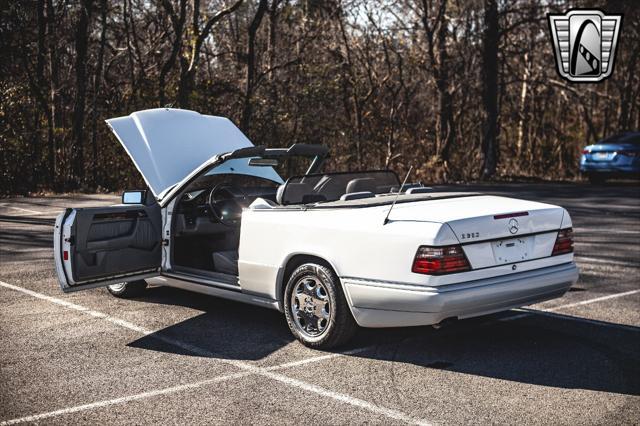 used 1995 Mercedes-Benz E-Class car, priced at $18,000