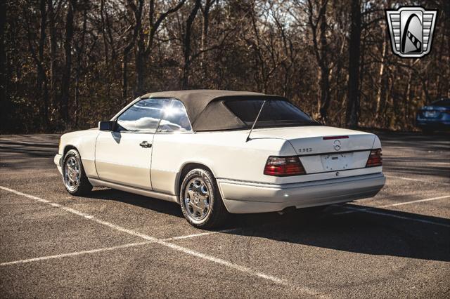 used 1995 Mercedes-Benz E-Class car, priced at $18,000