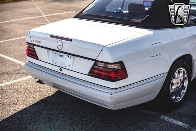 used 1995 Mercedes-Benz E-Class car, priced at $18,000