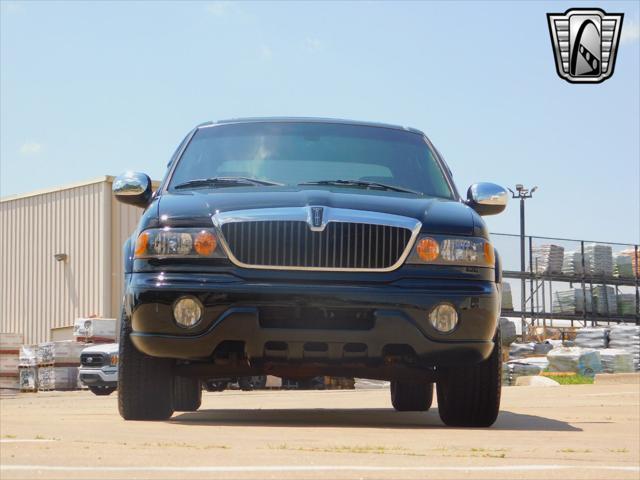 used 2002 Lincoln Blackwood car, priced at $21,000