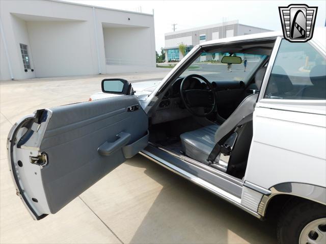 used 1986 Mercedes-Benz 560SL car, priced at $36,000