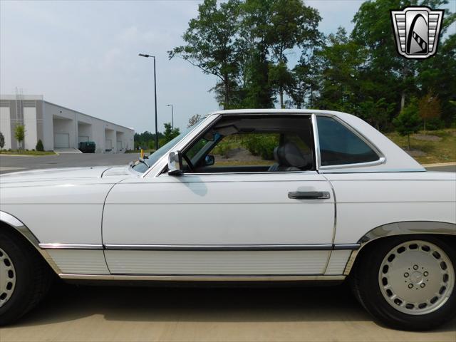 used 1986 Mercedes-Benz 560SL car, priced at $36,000