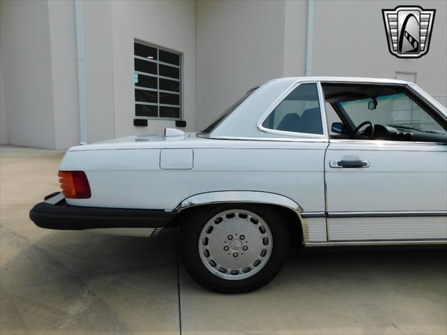 used 1986 Mercedes-Benz 560SL car, priced at $36,000