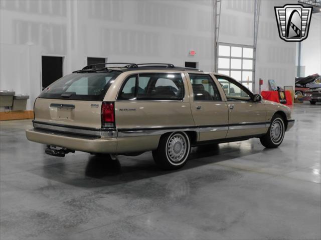 used 1996 Buick Roadmaster car, priced at $16,500