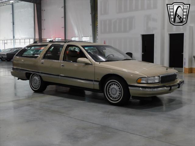used 1996 Buick Roadmaster car, priced at $16,500