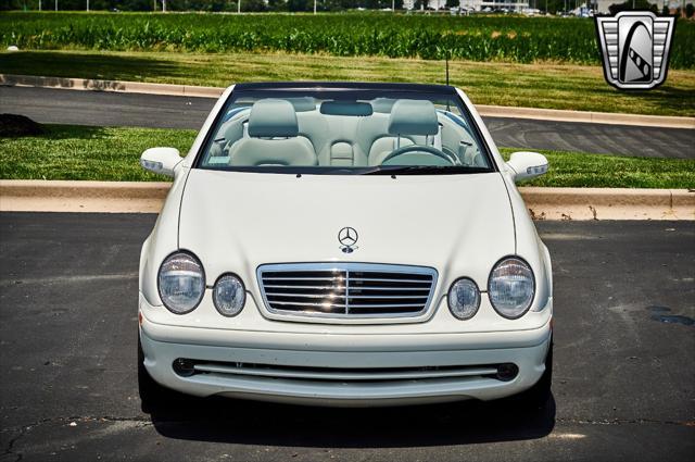 used 2002 Mercedes-Benz CLK-Class car, priced at $19,500