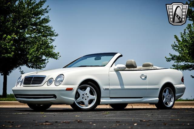 used 2002 Mercedes-Benz CLK-Class car, priced at $19,500