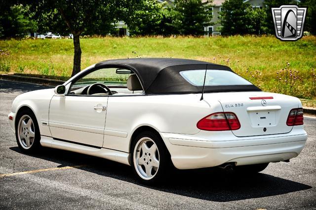 used 2002 Mercedes-Benz CLK-Class car, priced at $19,500