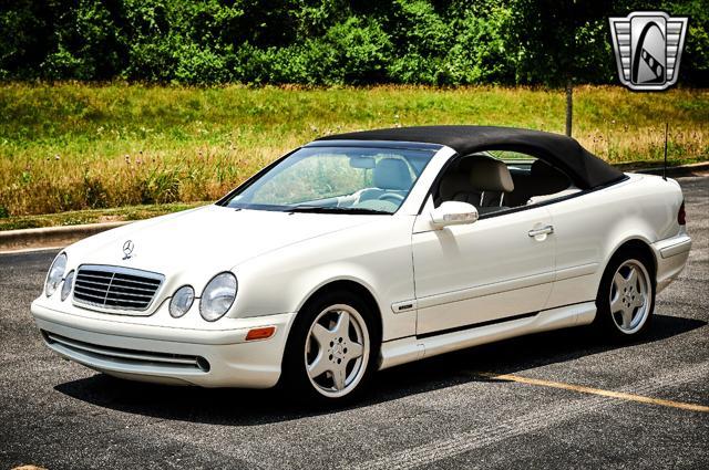 used 2002 Mercedes-Benz CLK-Class car, priced at $19,500