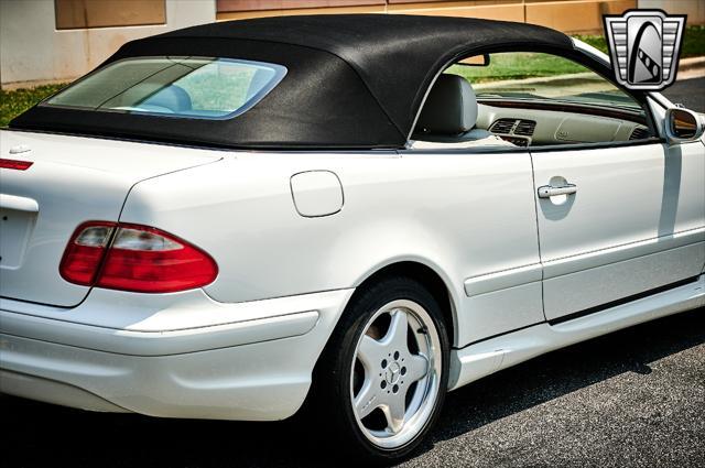 used 2002 Mercedes-Benz CLK-Class car, priced at $19,500