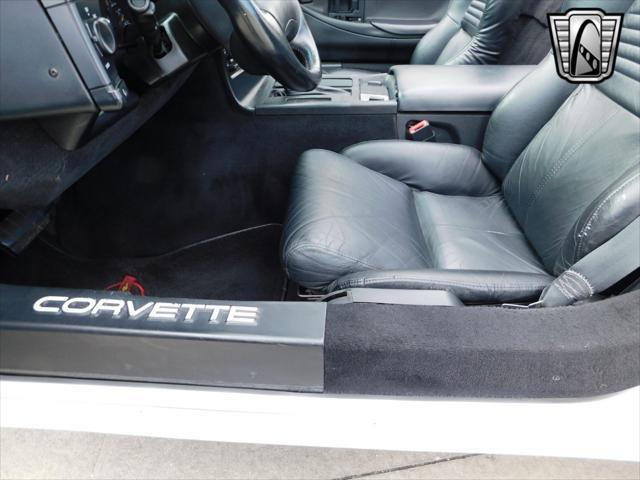 used 1995 Chevrolet Corvette car, priced at $14,500