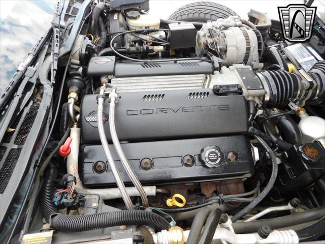 used 1995 Chevrolet Corvette car, priced at $14,500