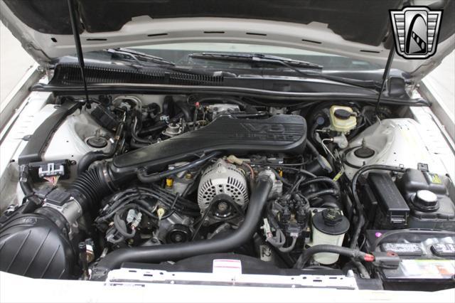 used 1995 Mercury Cougar car, priced at $15,500