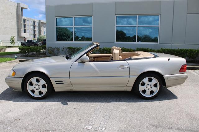 used 1999 Mercedes-Benz SL-Class car, priced at $29,000