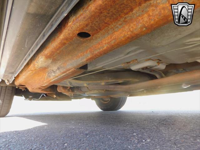 used 1995 Cadillac Fleetwood car, priced at $24,000