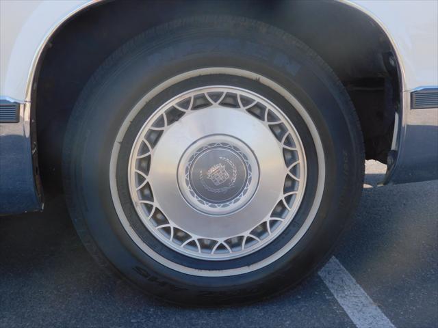 used 1995 Cadillac Fleetwood car, priced at $24,000