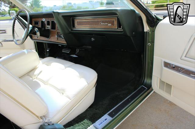 used 1972 Lincoln Continental car, priced at $29,000