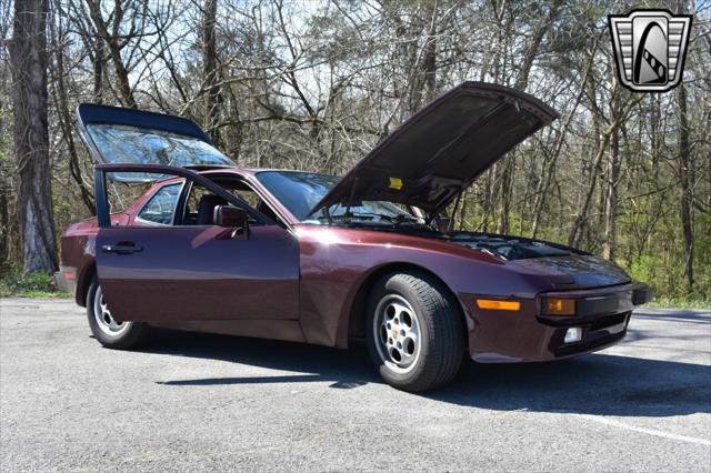 used 1987 Porsche 944 car, priced at $18,000