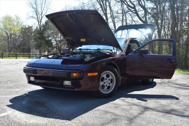 used 1987 Porsche 944 car, priced at $18,000