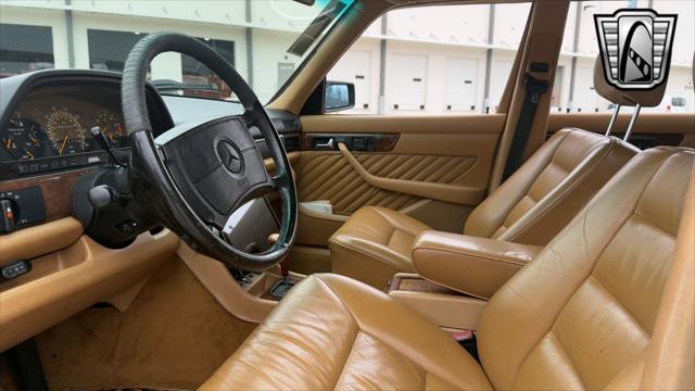 used 1991 Mercedes-Benz S-Class car, priced at $16,500