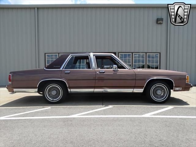 used 1989 Ford Crown Victoria car, priced at $17,500