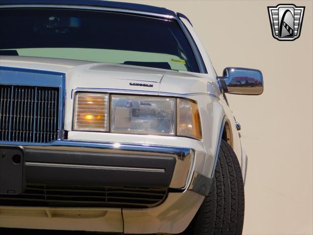 used 1988 Lincoln Mark VII car, priced at $14,500