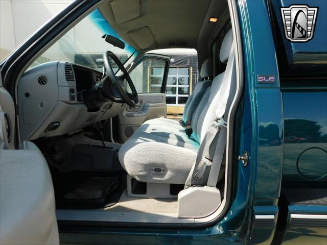 used 1995 GMC Sierra 1500 car, priced at $17,500