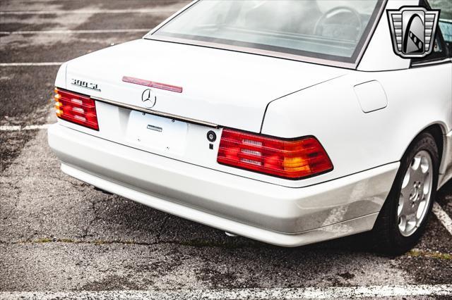 used 1990 Mercedes-Benz SL-Class car, priced at $15,000