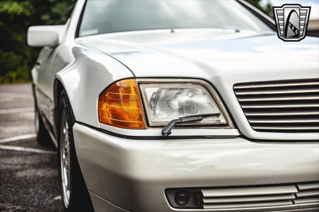 used 1990 Mercedes-Benz SL-Class car, priced at $15,000