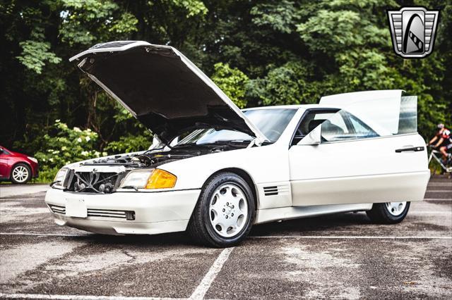 used 1990 Mercedes-Benz SL-Class car, priced at $15,000