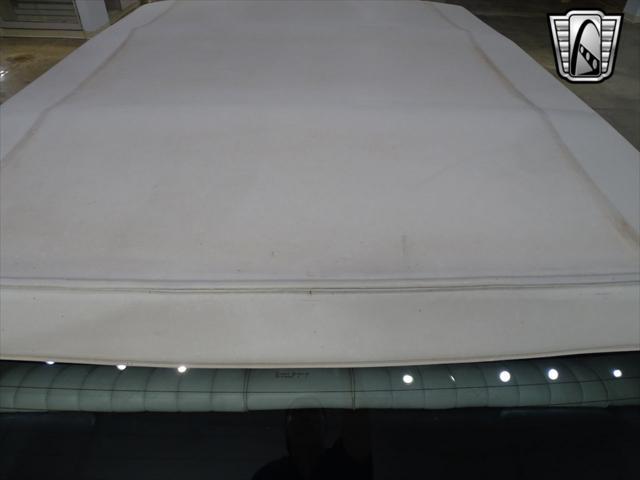 used 1989 Lincoln Town Car car, priced at $13,000