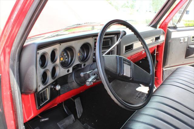 used 1986 Chevrolet Pickup Truck car, priced at $40,000