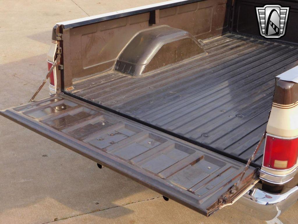used 1986 Chevrolet C10/K10 car, priced at $15,500