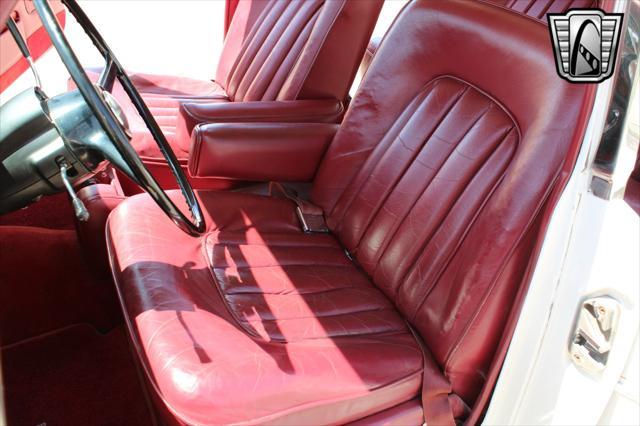 used 1966 Rolls-Royce Silver Shadow car, priced at $30,000