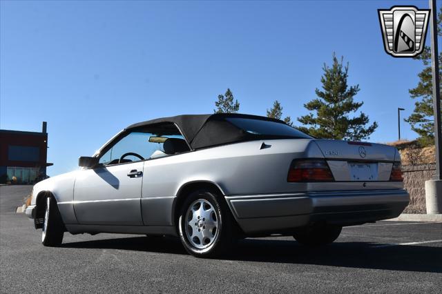 used 1995 Mercedes-Benz E-Class car, priced at $18,000