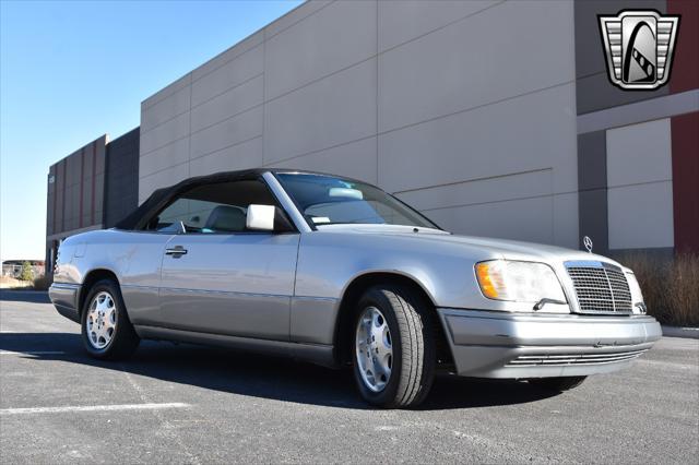 used 1995 Mercedes-Benz E-Class car, priced at $18,000